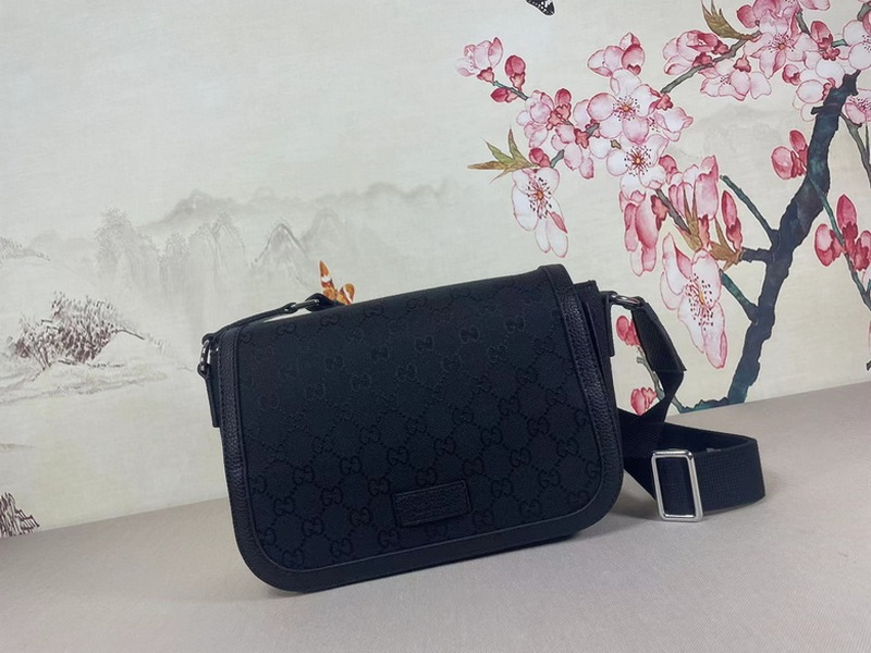 Gucci Handbags 583